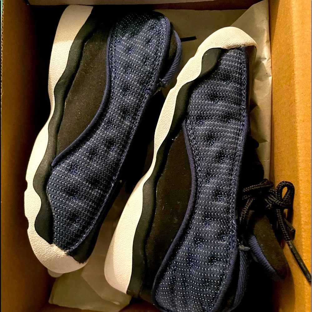 Retro 13 Jordan.Navy/university blue-black marine/blue Carolina